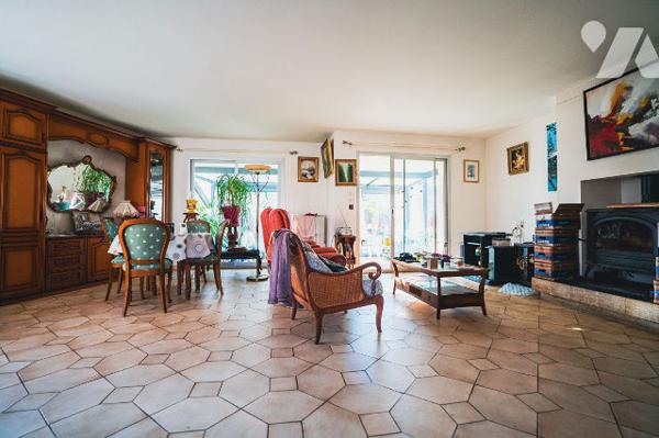 Maison Chartres De Bretagne 7 pièce(s) 151 m2