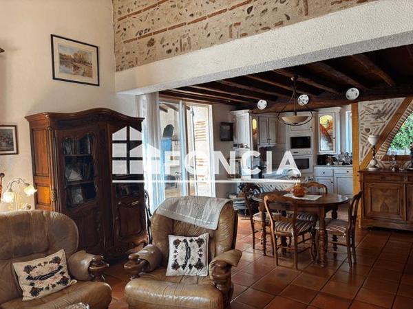 Location Maison 5 pièces 201 m² - 1042 Route de Layrac Fals 47220