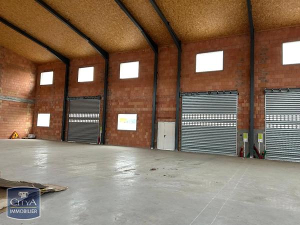 Local industriel à louer 213m²