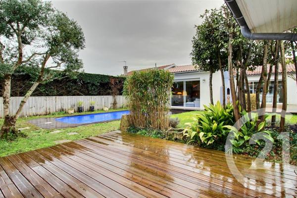 Maison à vendre  5 pièces - 155 m2 PESSAC - 33