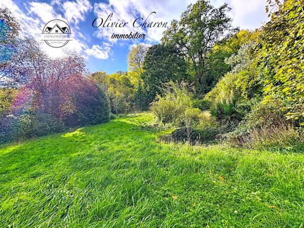 Villennes-sur-Seine (78670) Terrain à bâtir de 2820m2 viabilisé à Villennes sur seine centre ville