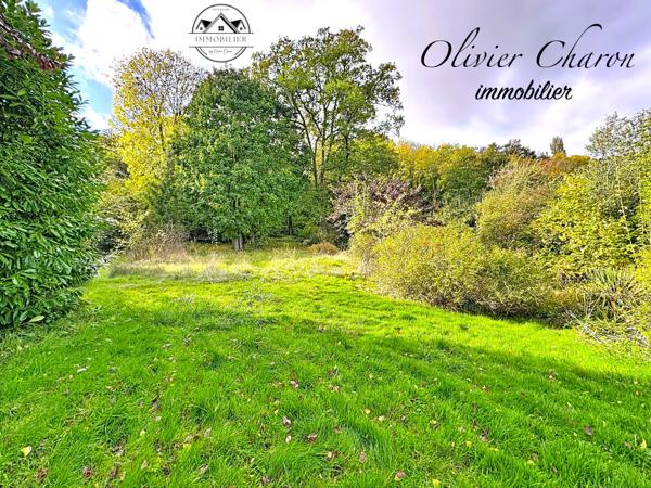 Villennes-sur-Seine (78670) Terrain à bâtir de 2820m2 viabilisé à Villennes sur seine centre ville
