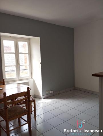 Studio - LAVAL - Centre ville Rive gauche