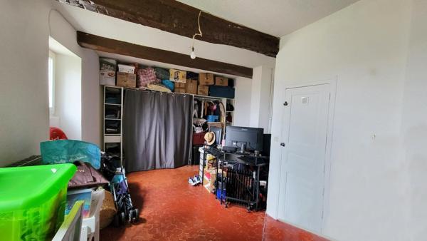 Maison de village avec terrasse