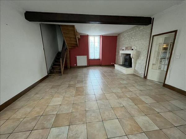 Maison à vendre |  Rouillac |  10 pièces | 227 m²