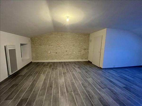 Maison à vendre |  Rouillac |  10 pièces | 227 m²