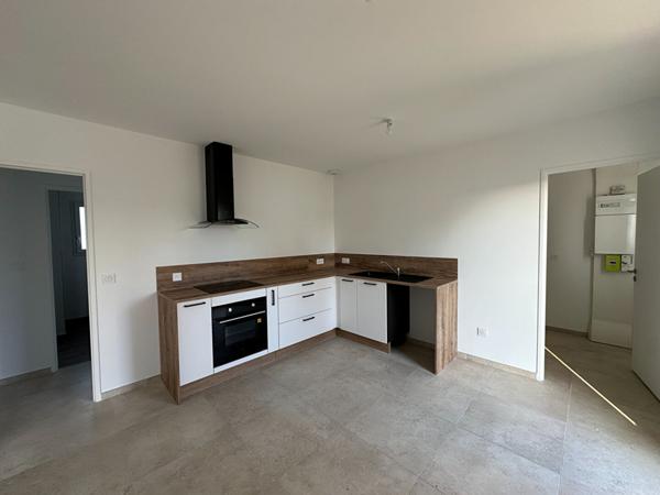 Maison de plain pied - Lussant 3 pièce(s) 69.89 m2