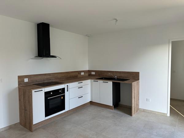 Maison de plain pied - Lussant 3 pièce(s) 69.89 m2