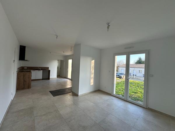 Maison de plain pied - Lussant 3 pièce(s) 69.89 m2