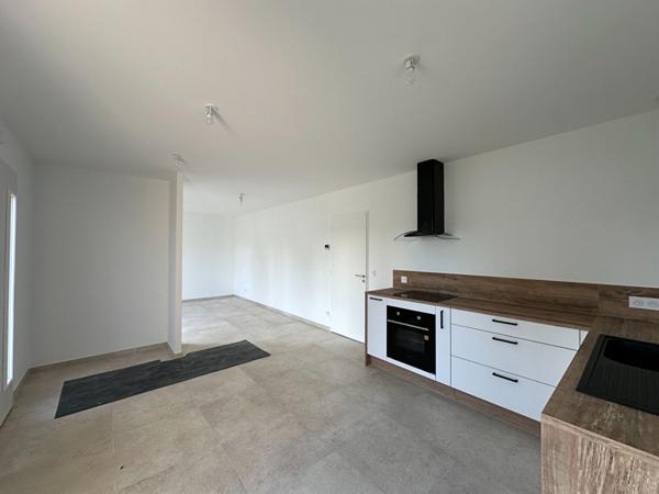 Maison de plain pied - Lussant 3 pièce(s) 69.89 m2