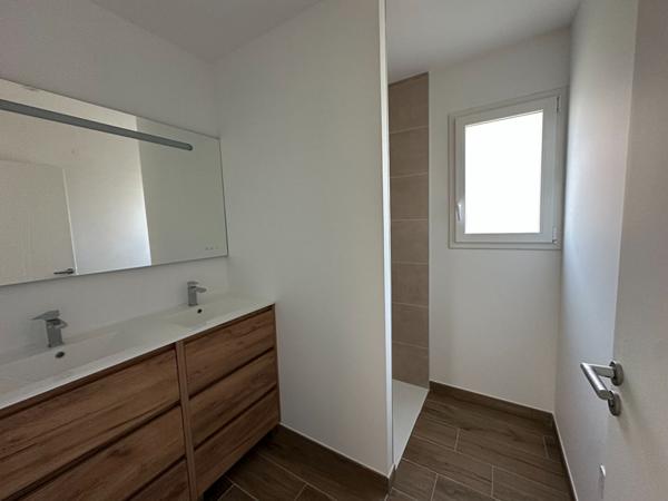 Maison de plain pied - Lussant 3 pièce(s) 69.89 m2