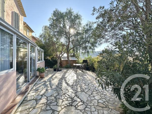 Appartement F2 à vendre  2 pièces - 70 m2 LE CASTELLET - 83