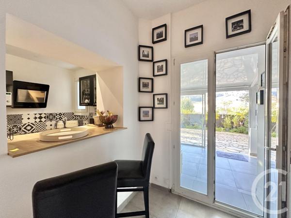 Appartement F2 à vendre  2 pièces - 70 m2 LE CASTELLET - 83