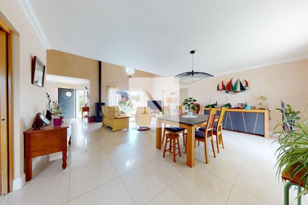 Maison individuelle 170 m² avec piscine chauffée – Marsilly, quartier Sud