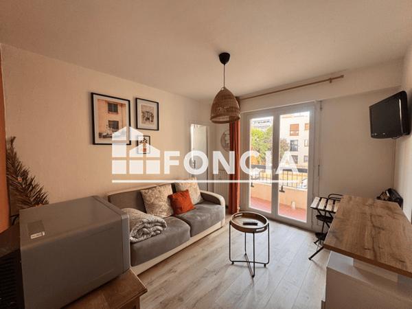 Location Studio meublé 16.6 m² - Hyeres Les Palmiers 83400
