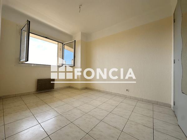 Location Appartement 2 pièces 45 m² - 157 AVENUE EMILE VINCENT Toulon 83000