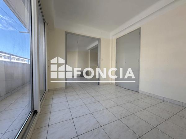 Location Appartement 2 pièces 45 m² - 157 AVENUE EMILE VINCENT Toulon 83000