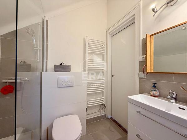 Chaville Rive Gauche - Maison de ville en copropriété, terrasse plein sud, parking et cave - Bien coup de coeur