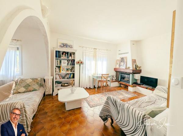 Maison 4 faces avec vue mer, accès plage à pied et studio
