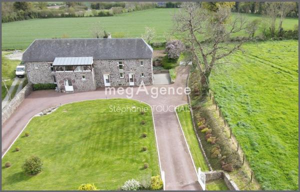 Maison à VILLEDIEU-LES-POELES, 50800 - 10 pièces 220m²