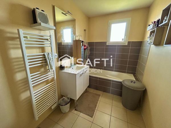 Maison de plain-pied 80 m2 - Trois chambres - Sans aucun travaux