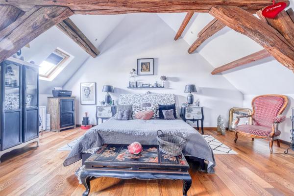 Grande maison - 4 chambres - beau jardin