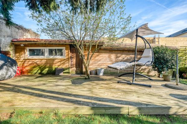 Grande maison - 4 chambres - beau jardin