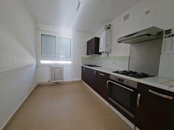 Appartement + annexe + parking