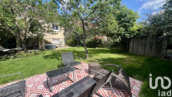 Maison à vendre 8 pièces 199 m² Roissy-en-Brie