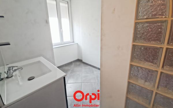 Maison à vendre    3 pièces •  Domérat