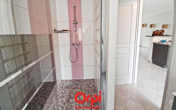 Maison à vendre    3 pièces •  Domérat