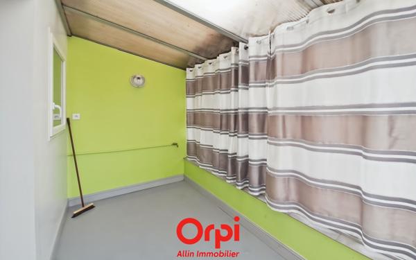 Maison à vendre    3 pièces •  Domérat