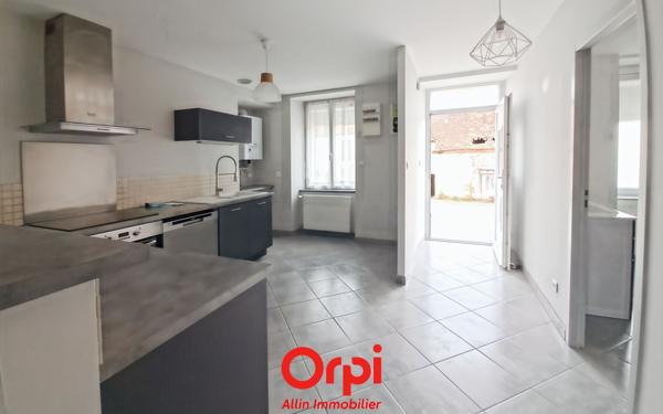 Maison à vendre    3 pièces •  Domérat