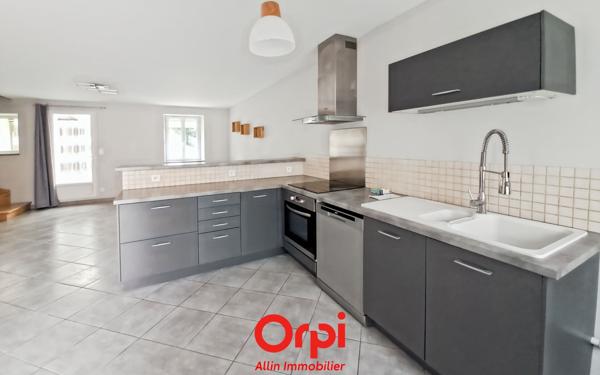 Maison à vendre    3 pièces •  Domérat