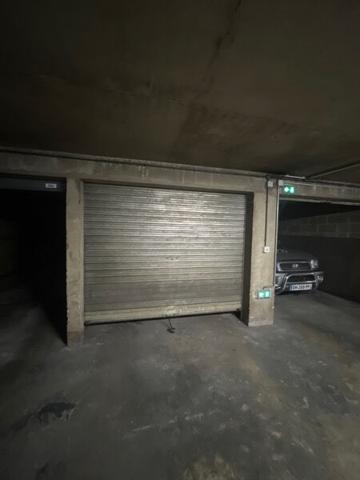 GARAGE, REIMS - VENISE