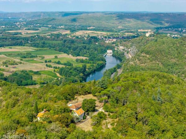 Vente / Domaine à Cahors (46000)