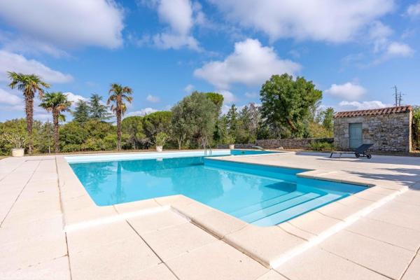 Vente / Domaine à Cahors (46000)