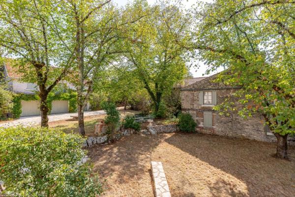 Vente / Domaine à Cahors (46000)