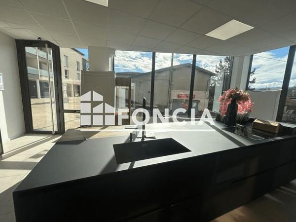 Location Local commercial 1 pièce 60 m² - 388 RUE DE LA REPUBLIQUE 1010 MONTÉE ST MARTIN Chasse Sur Rhone 38670