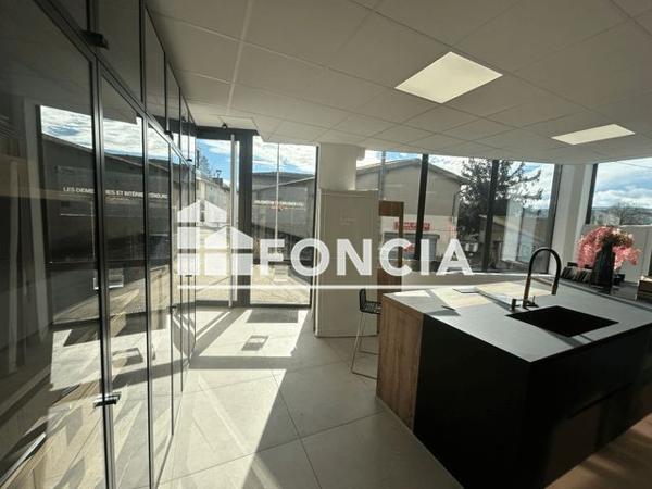 Location Local commercial 1 pièce 60 m² - 388 RUE DE LA REPUBLIQUE 1010 MONTÉE ST MARTIN Chasse Sur Rhone 38670