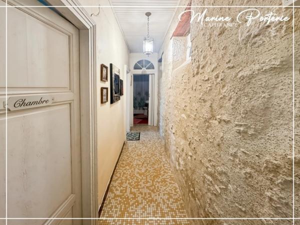 Maison en pierre de plain-pied, au bord de la Baïse