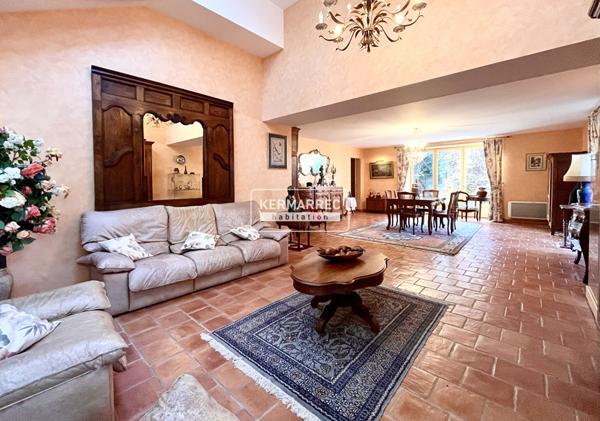 Maison 6 pièces – 210 m² environ à Betton (ref : 38102)