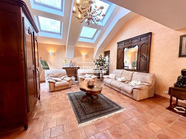 Maison 6 pièces – 210 m² environ à Betton (ref : 38102)