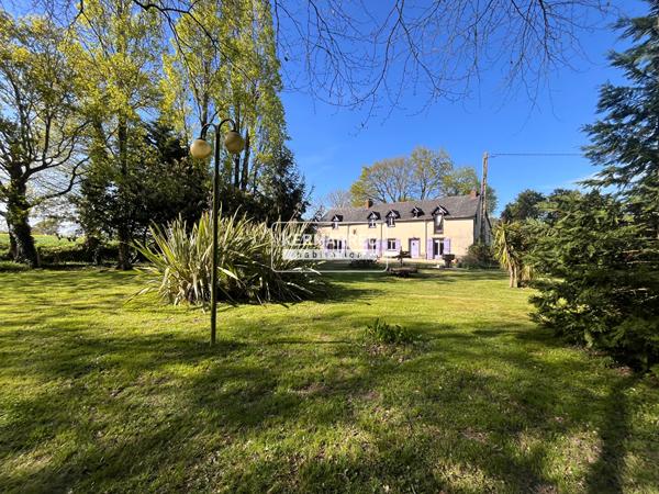Maison 6 pièces – 210 m² environ à Betton (ref : 38102)