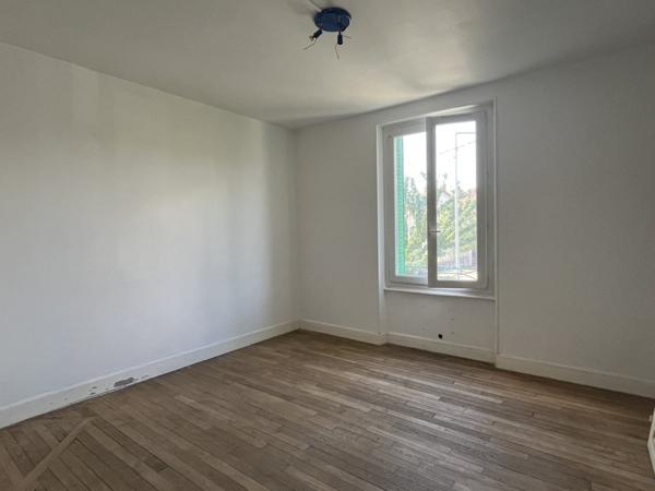 Maison 87 920 € Montluçon 5 p 120 m² DPE