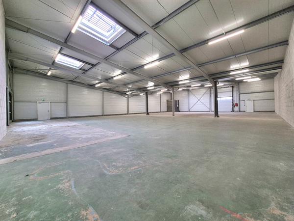 Local Industriel Saint Herblain – Route de Vannes – Cellule de 588 m²