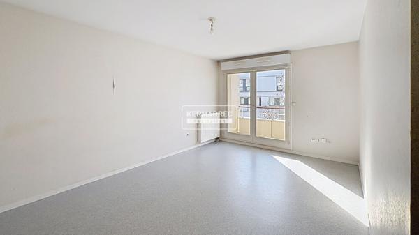 Appartement 4 pièces – 77 m² environ à Saint-Jacques-de-la-Lande (ref : 40262)
