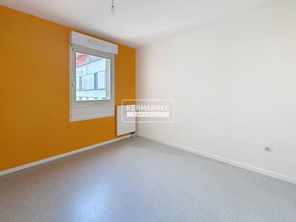 Appartement 4 pièces – 77 m² environ à Saint-Jacques-de-la-Lande (ref : 40262)
