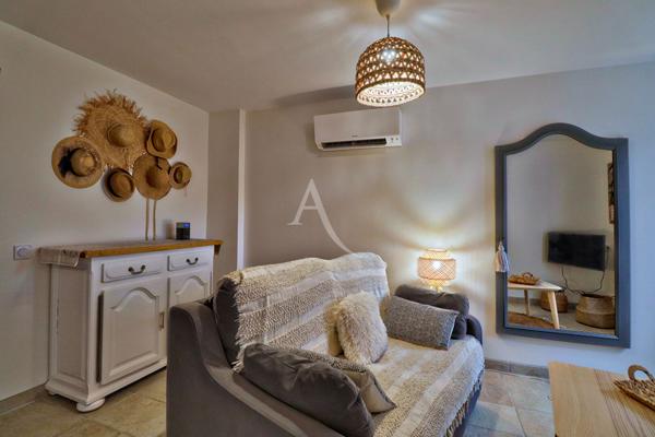 PROPRIETE DE 164.92 M2 AVEC TERRASSE JARDIN PARKING A GREOUX LES BAINS