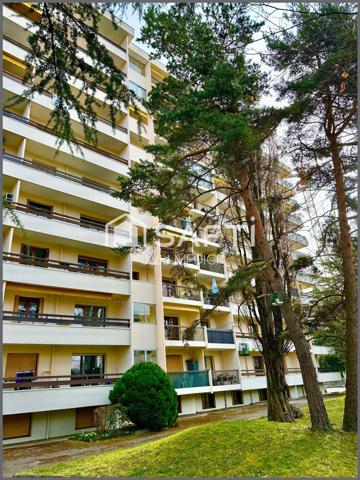 Charme et lumière, balcon vue dégagée sans vis à vis